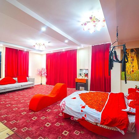 Eagle Town Serviced Apartment Ulaanbaatar Esterno foto