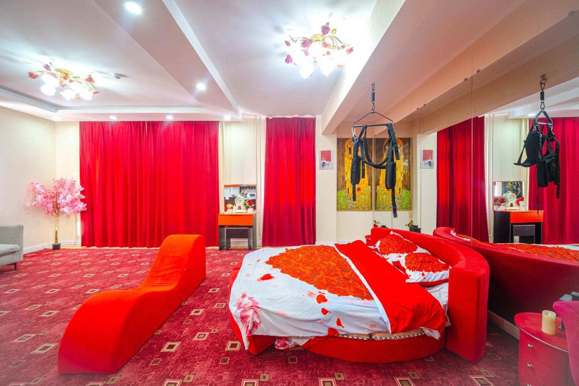 Eagle Town Serviced Apartment Ulaanbaatar Esterno foto