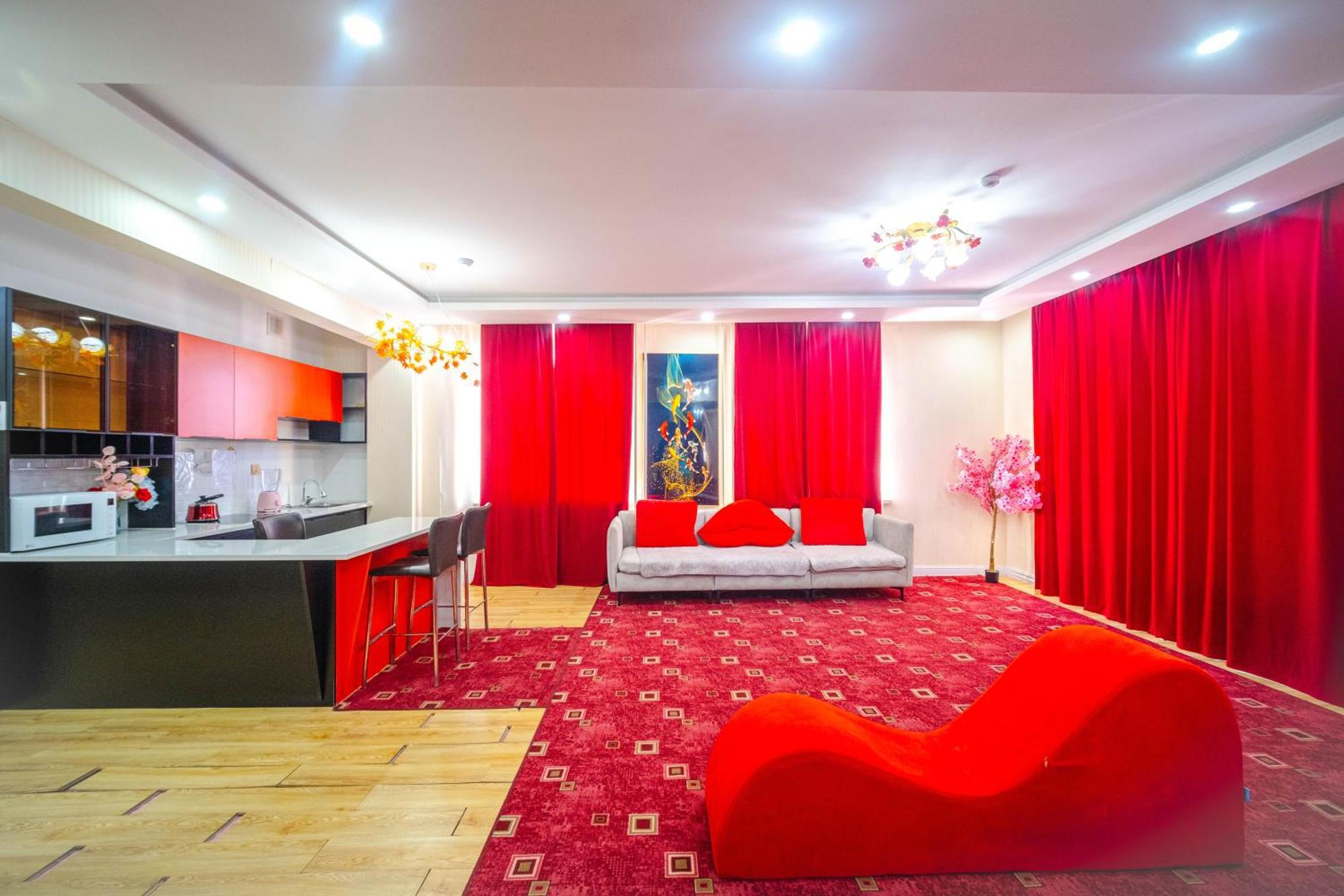 Eagle Town Serviced Apartment Ulaanbaatar Esterno foto
