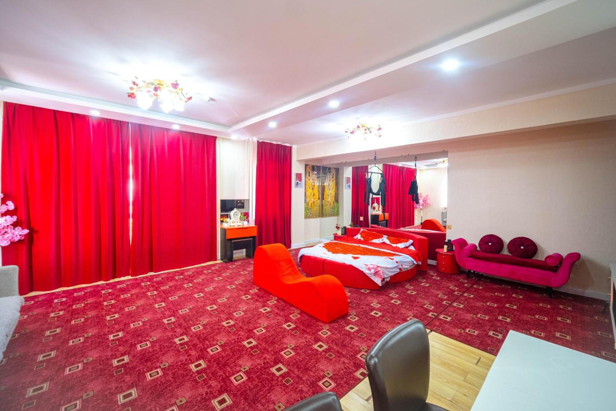 Eagle Town Serviced Apartment Ulaanbaatar Esterno foto