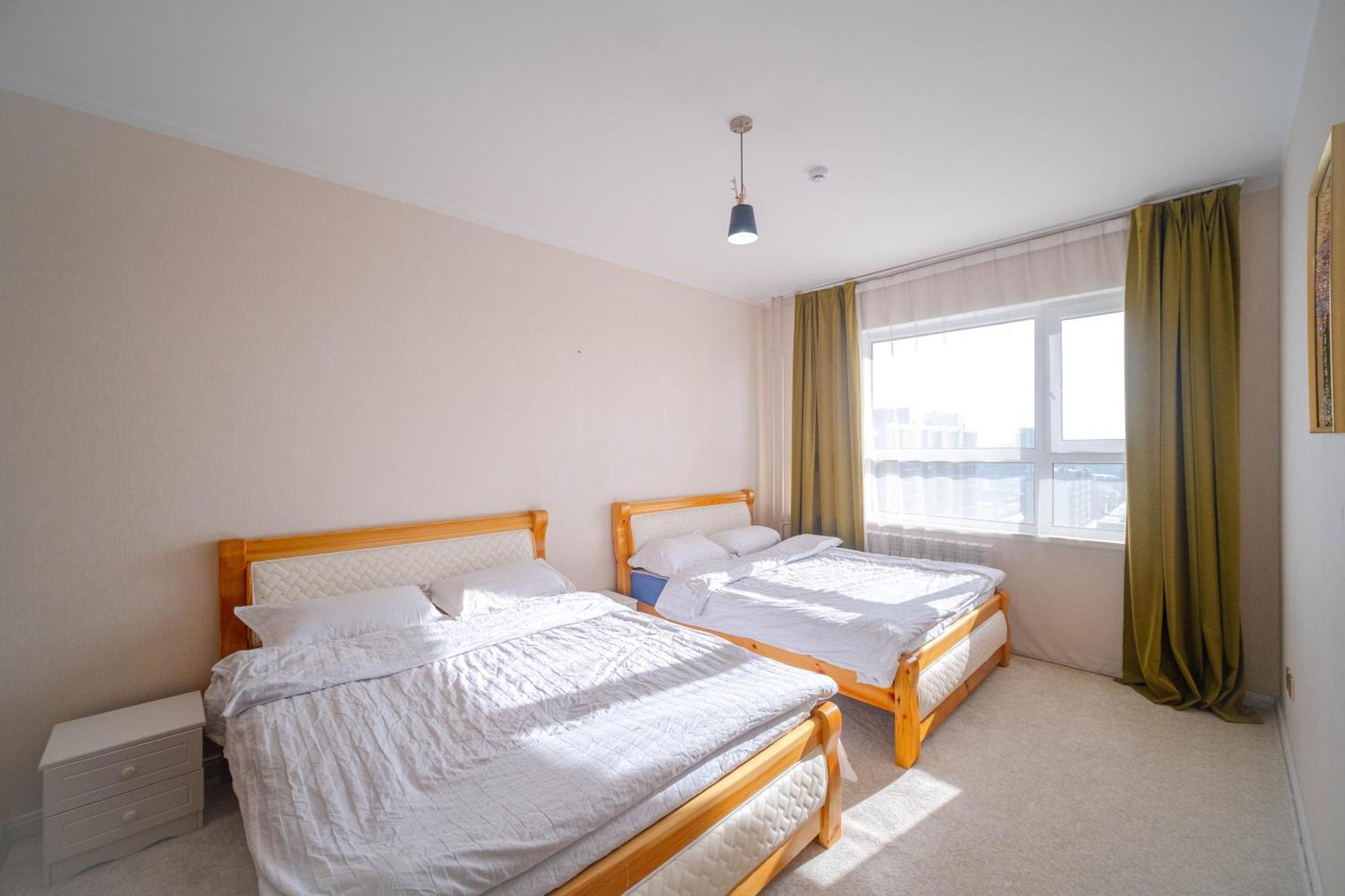 Eagle Town Serviced Apartment Ulaanbaatar Esterno foto