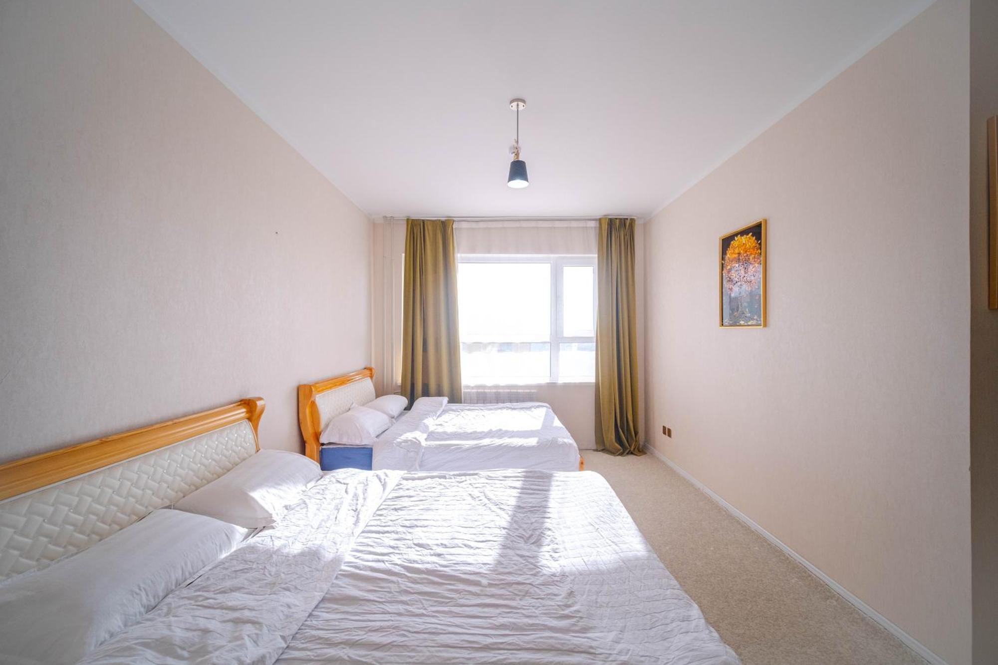Eagle Town Serviced Apartment Ulaanbaatar Esterno foto