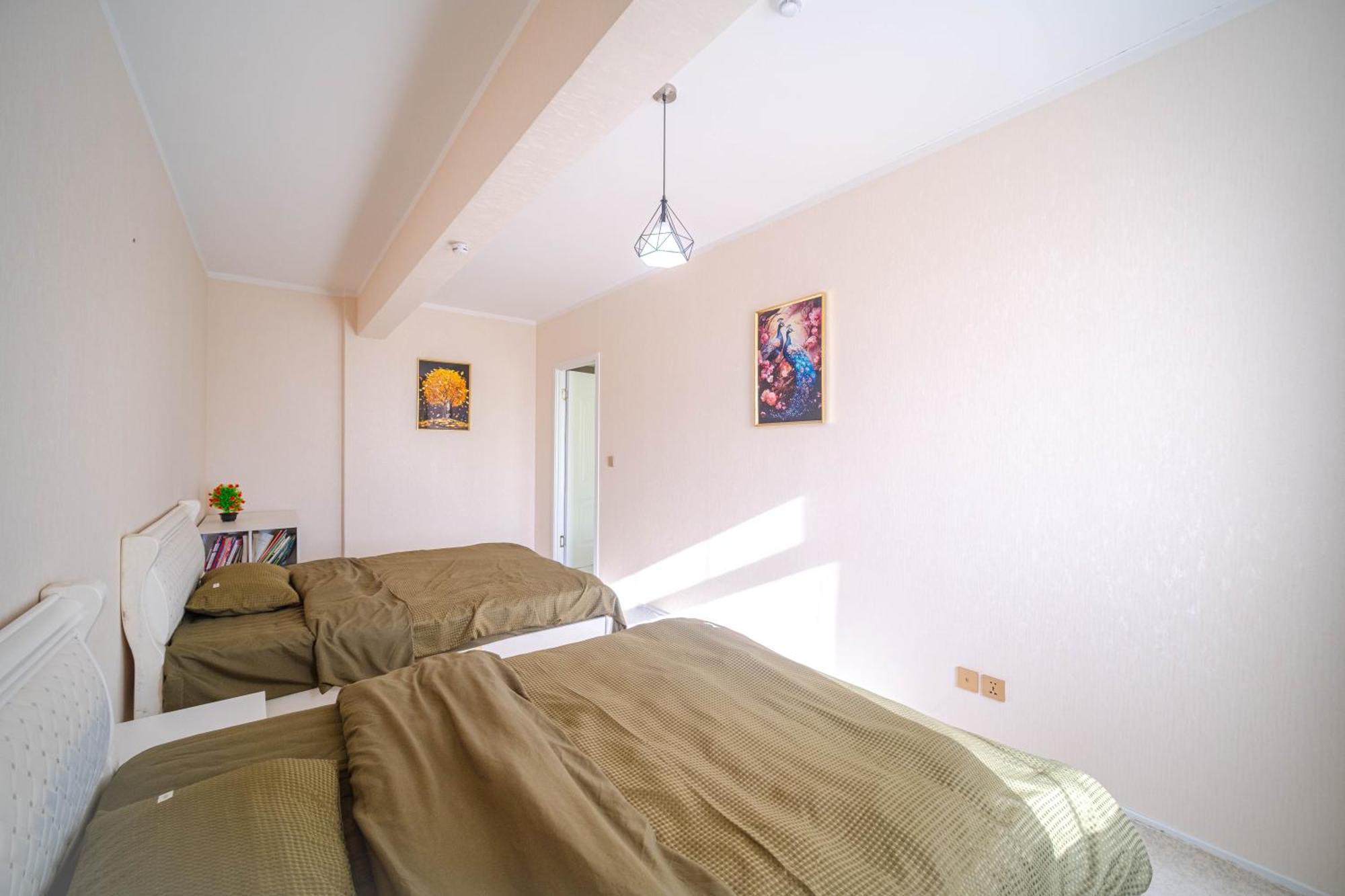 Eagle Town Serviced Apartment Ulaanbaatar Esterno foto