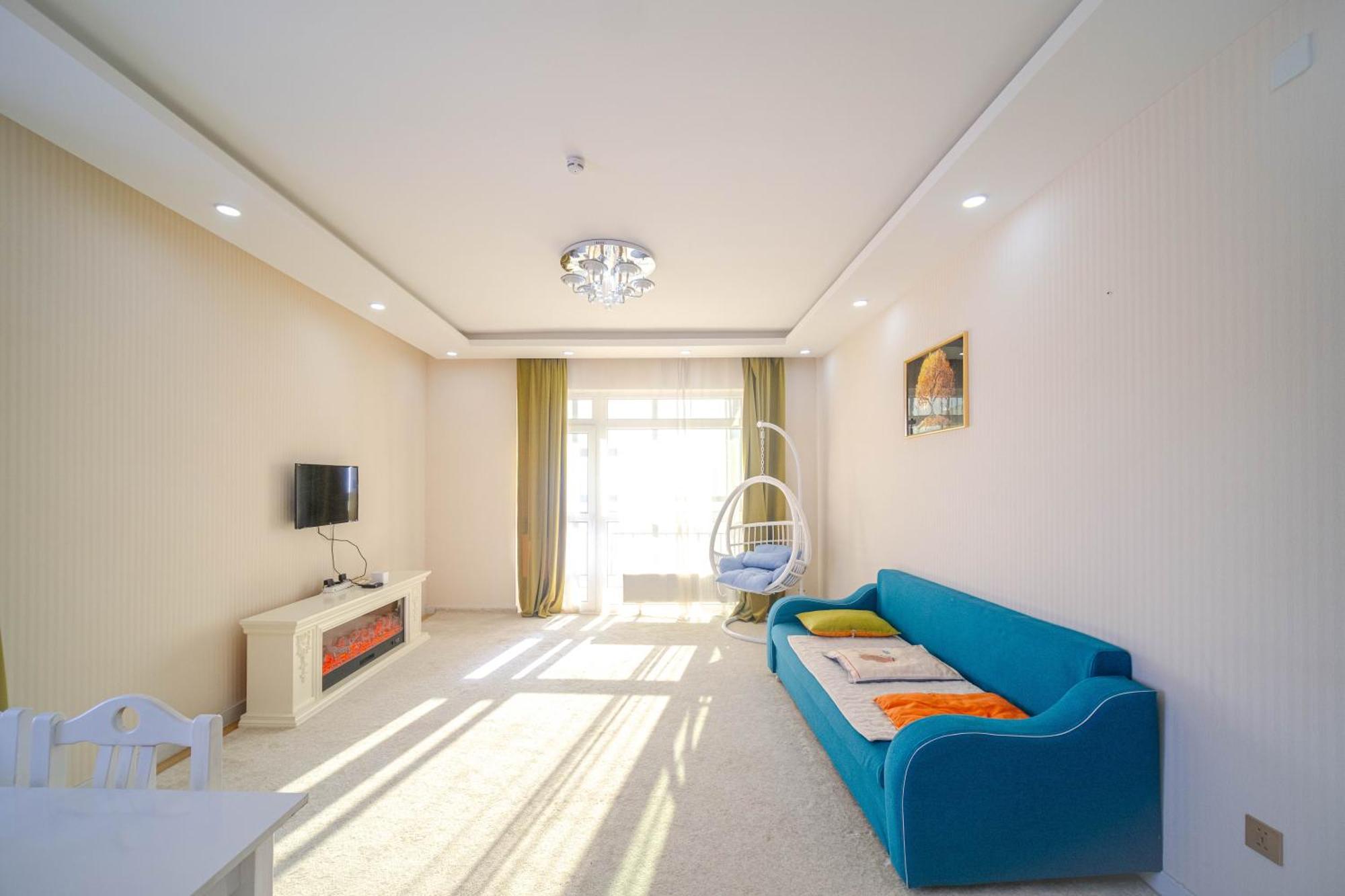 Eagle Town Serviced Apartment Ulaanbaatar Esterno foto