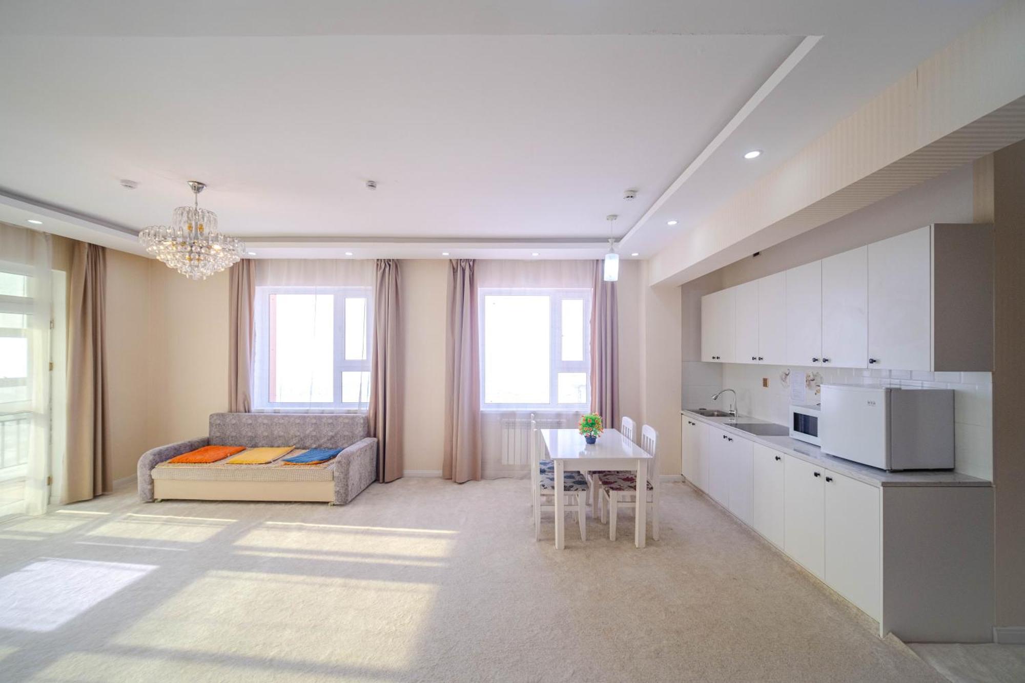 Eagle Town Serviced Apartment Ulaanbaatar Esterno foto